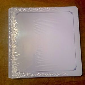 NWOT Creative Memories Lavender Scrapbook Album, fits 12 x 12 pages.
